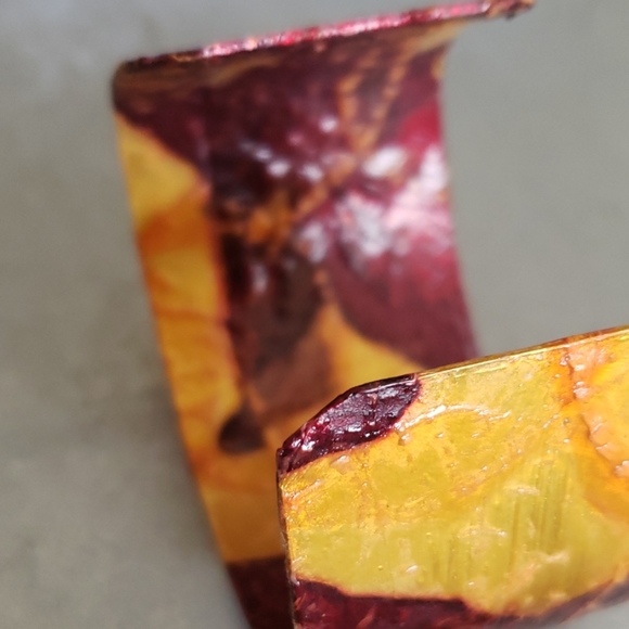 Yellow and purple Cuff bracelet, handcrafted - Picture 7 of 8